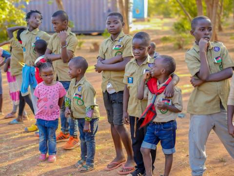 De jeunes réfugiés au Malawi participent à des activités scoutes