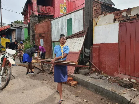 Scouts in Madagascar supporting Cyclone Freddy response