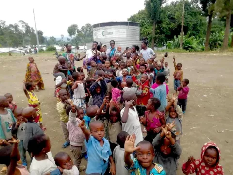 Scouts bring hope to children after volcanic eruption in DRC